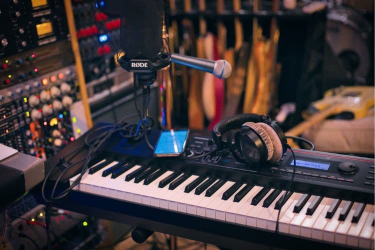 Lagu Remake dan Lagu Sampling Emangnya Beda ya?