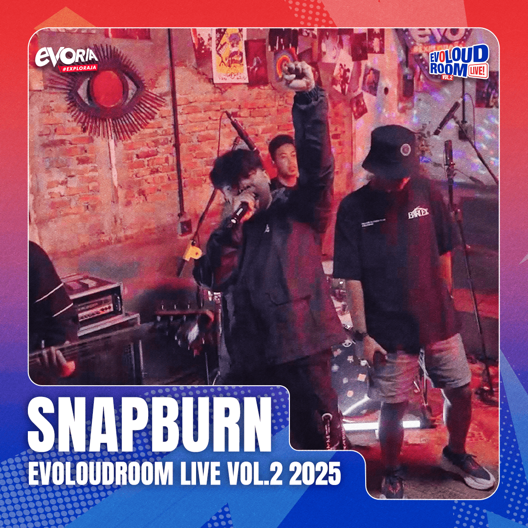 <p data-start="52" data-end="334">Snapburn, band Nu Metal asal Kediri yang sudah berkarya sejak 2013, hadir di panggung EVOLOUDROOM dengan energi penuh. Dengan memadukan unsur etnik, hip hop, hingga elektro, mereka berhasil menghadirkan nuansa Nu Metal yang segar dan berbeda dari band metal Indonesia lainnya.</p>
<p data-start="336" data-end="560">Dari riff cadas hingga beat kencang yang bikin kepala otomatis ikut headbang, penampilan Snapburn jadi sajian wajib untuk semua pecinta musik keras. Jangan lewatkan aksi panggung mereka di episode EVOLOUDROOM LIVE VOL 2 kali ini!</p>